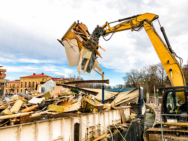 Best Yard Cleanup Services  in Marathon, FL